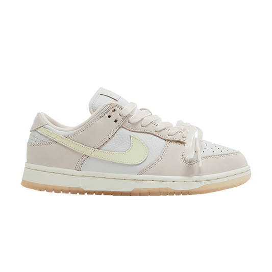 Wmns Dunk Low 'Light Soft Pink'